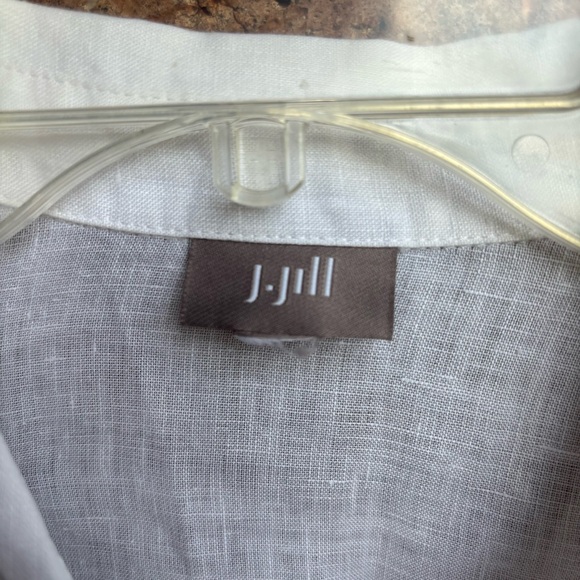 J.JILL Floral Embroidered 100% linen White Button-Up Shirt - Picture 2 of 9